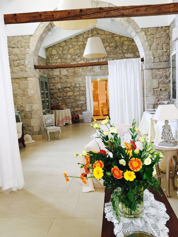 Valata Minusa Country Resort Cannizzara Extérieur photo