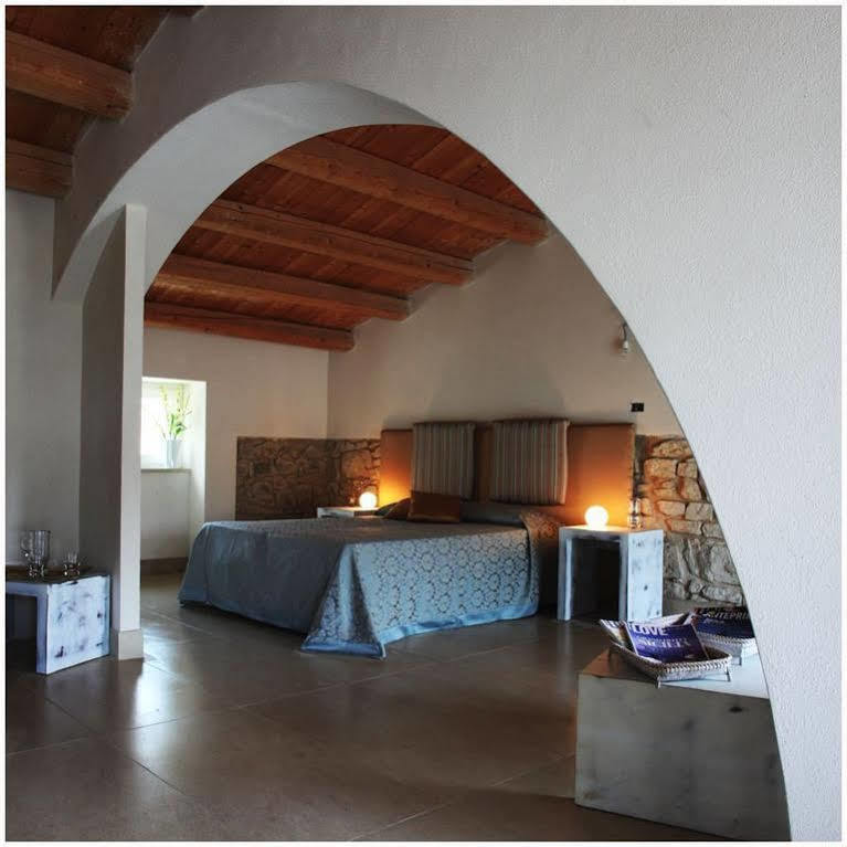 Valata Minusa Country Resort Cannizzara Extérieur photo